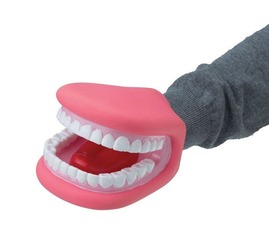 plastic mouth puppet 