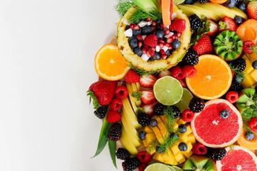 Different types of coloured fruit 